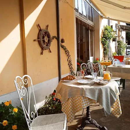 Couette-café Trattoria Della Cascata