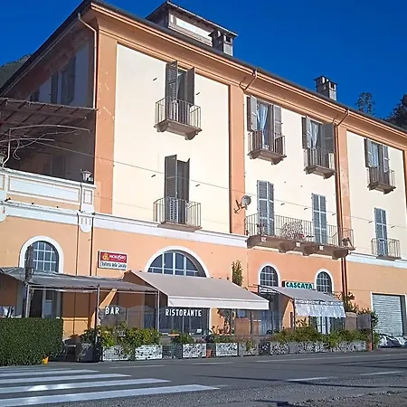 Trattoria Della Cascata B&B