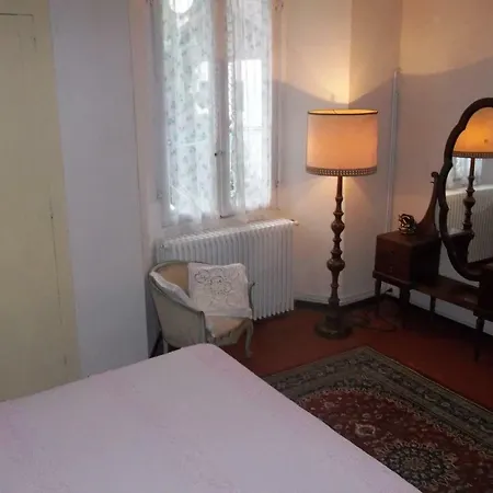 Nocleg ze śniadaniem Trattoria Della Cascata Oggebbio
