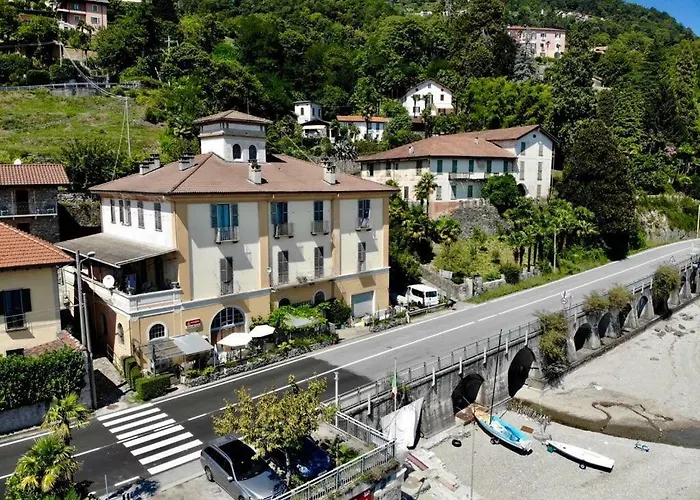 Trattoria Della Cascata فندق مبيت وإفطار 3*